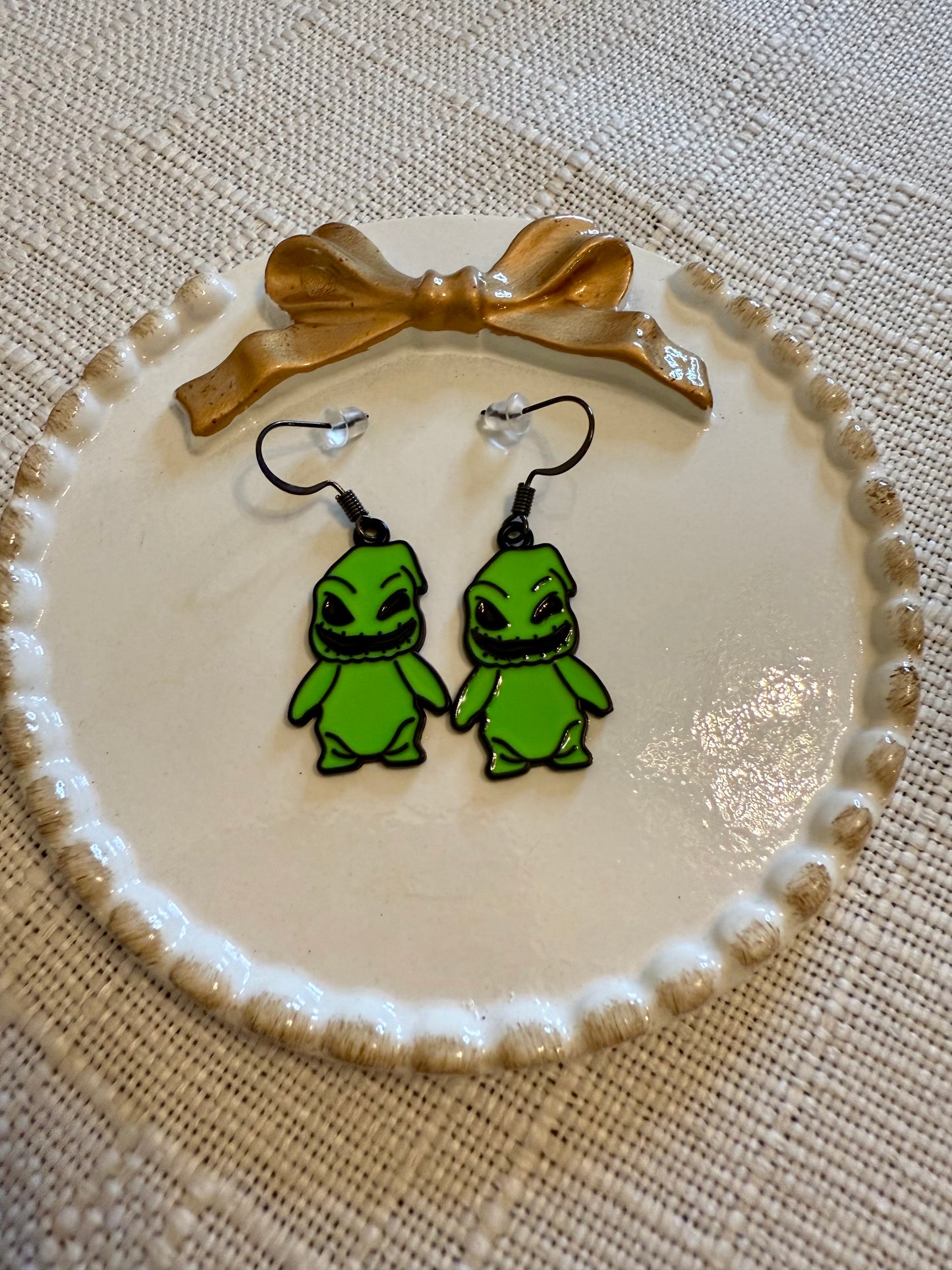 Oogie Vibes Earrings