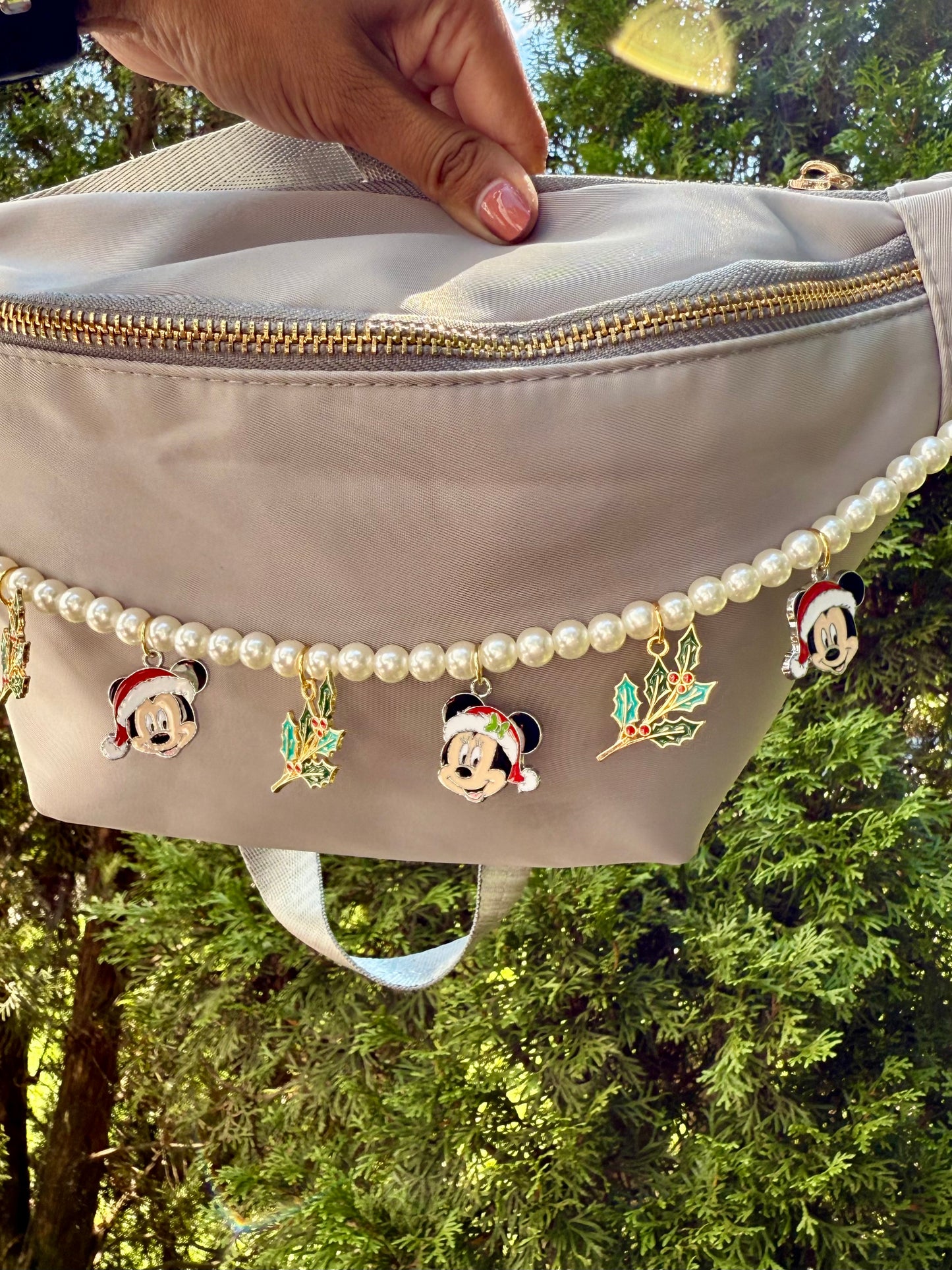 Mistletoe Magic Bag Chain