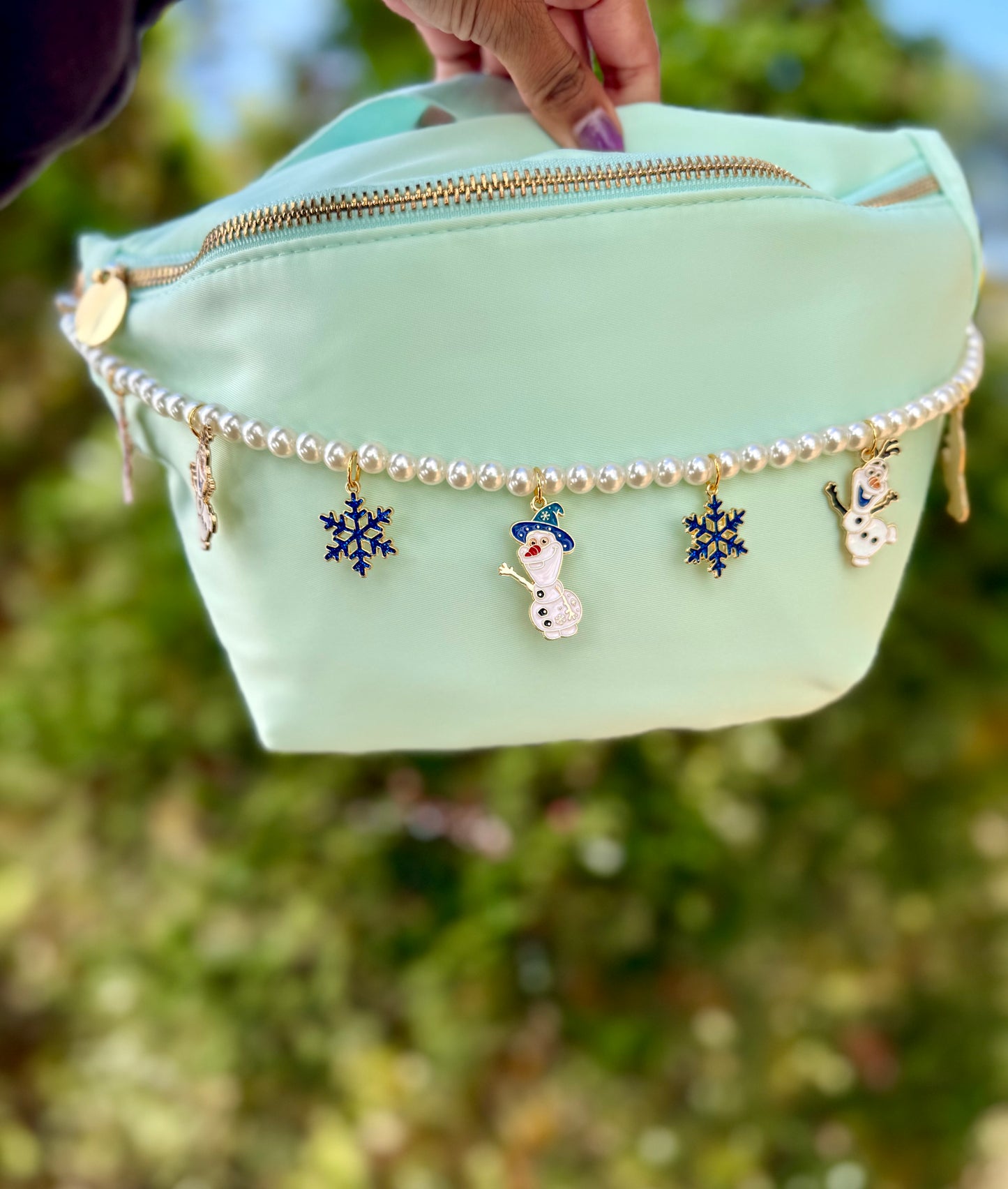 Snowbound Magic Bag Chain