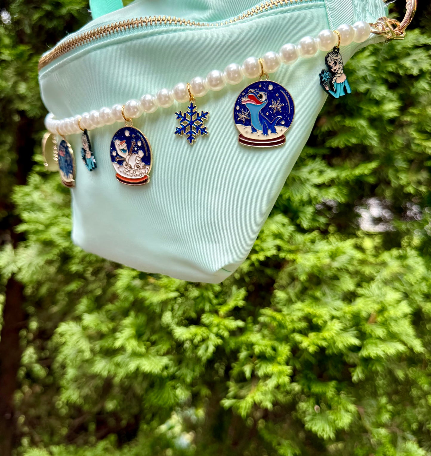 Frosted Fairytale Pearl Bag Chain