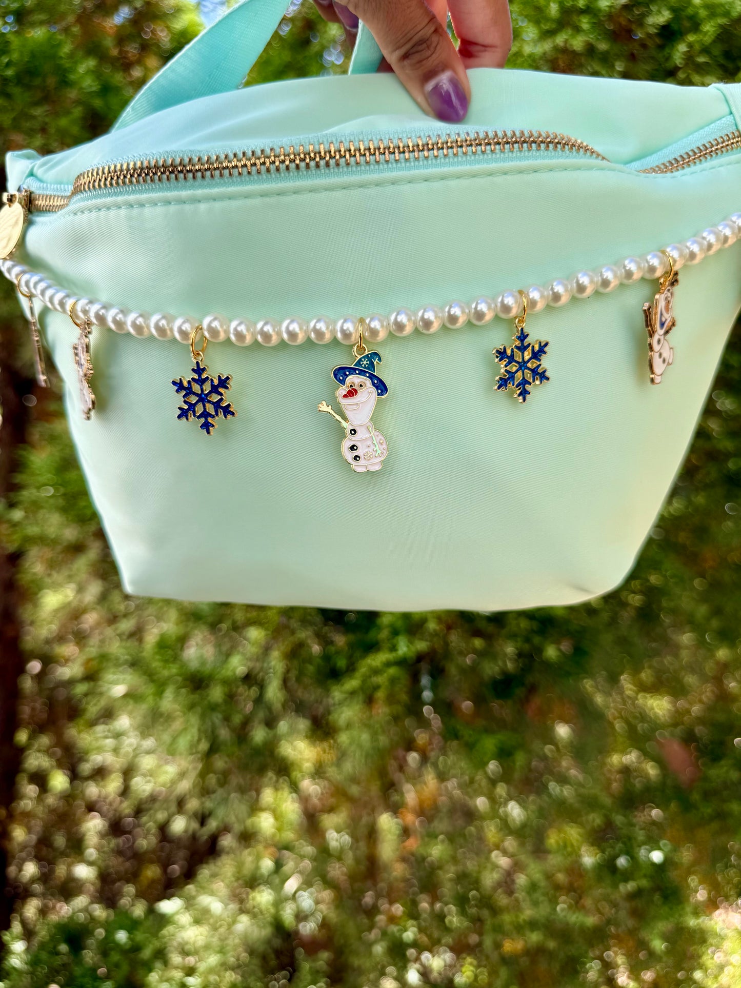 Snowbound Magic Bag Chain