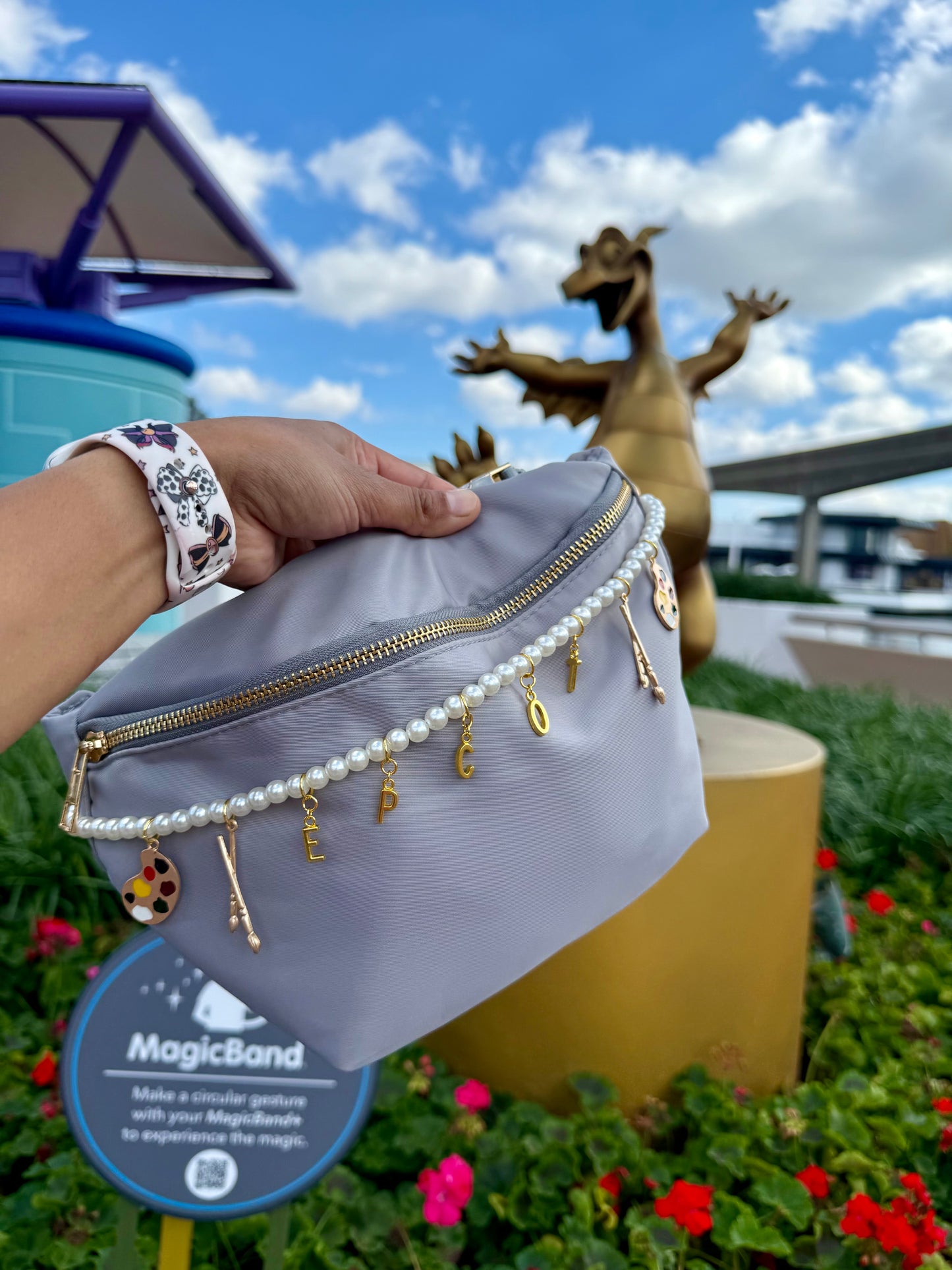 Festival of Arts  bag chain