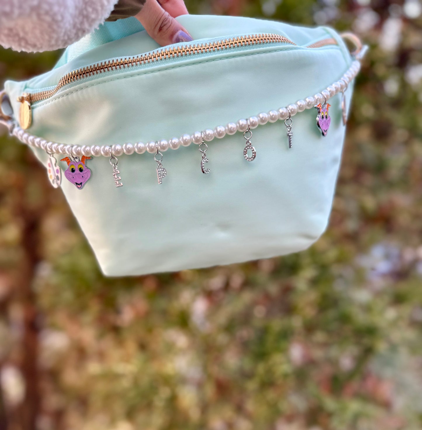 Festival of Arts Bag Chain (Silver)