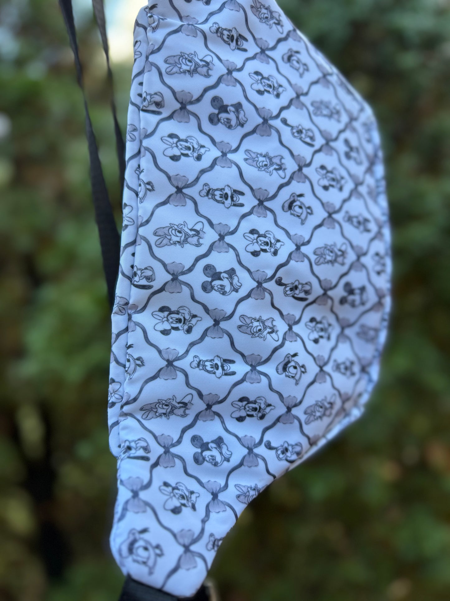 Monochrome Magic Fanny