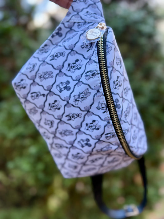 Monochrome Magic Fanny