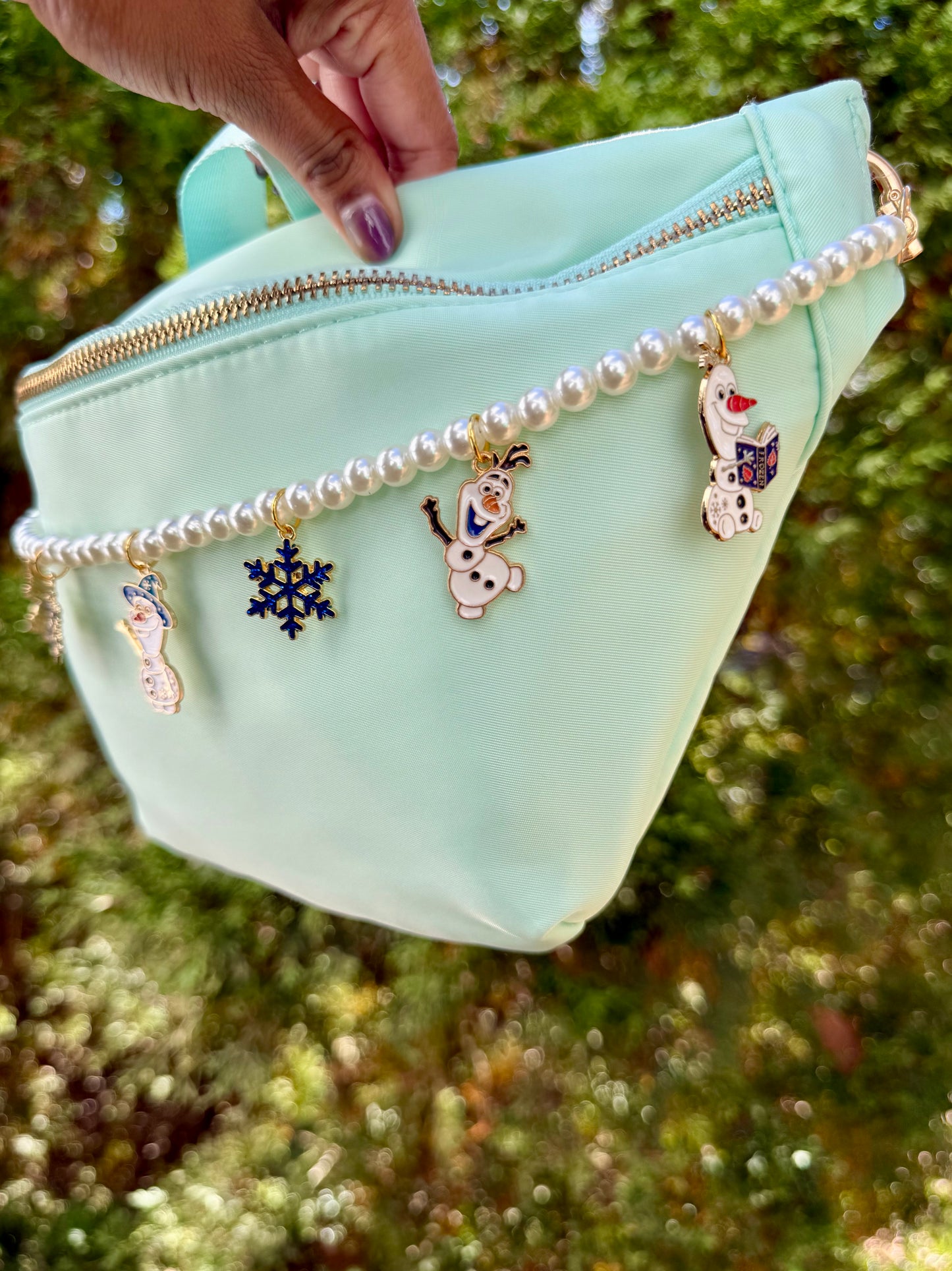 Snowbound Magic Bag Chain