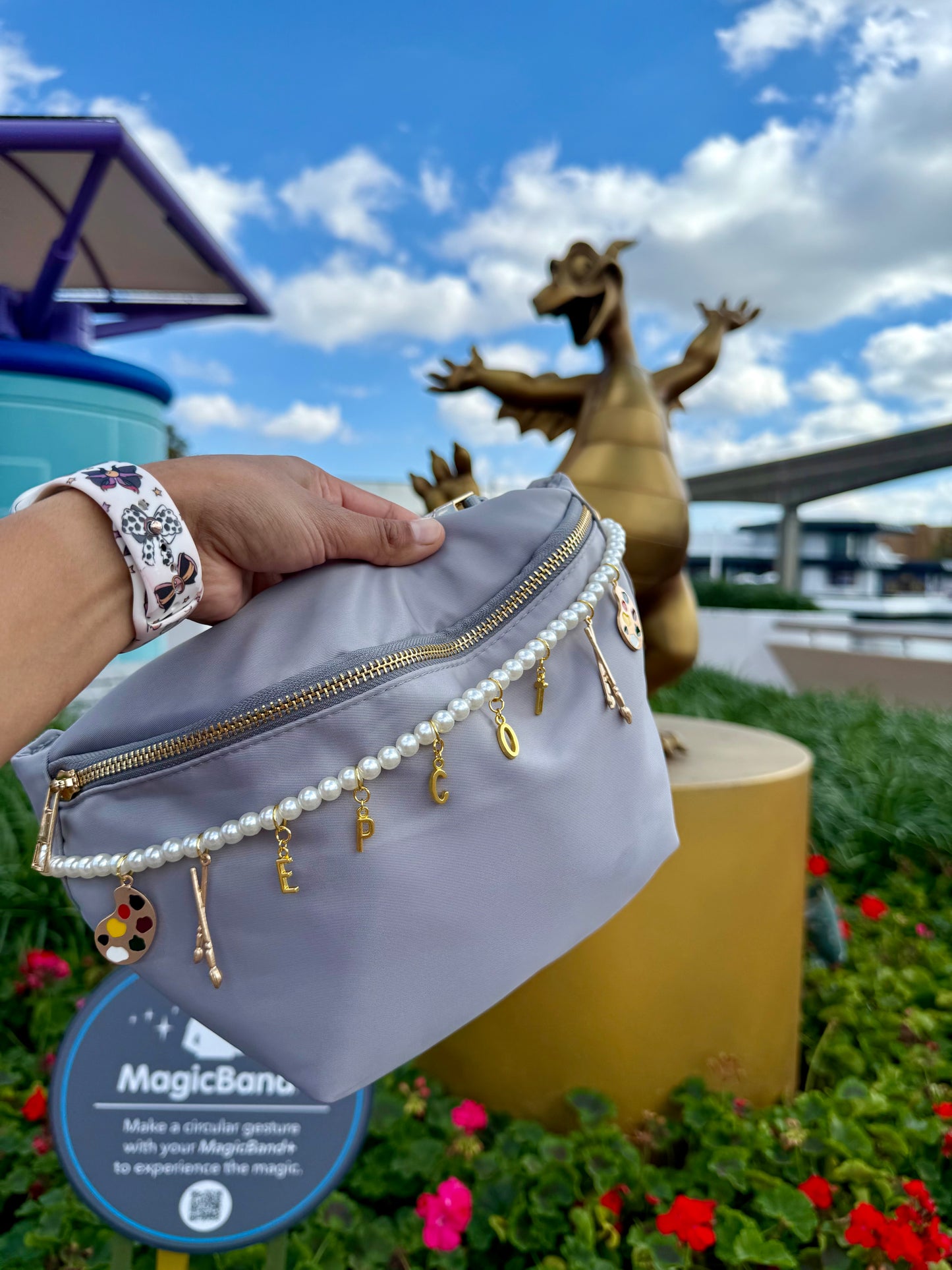 Festival of Arts  bag chain